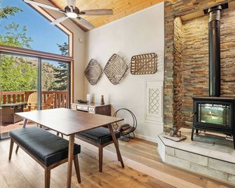 Gorgeous, quiet cabin close to Summerhaven - Mount Lemmon - Dining room