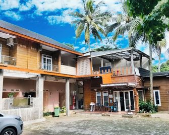 Bakom Inn Syariah - Bogor - Building