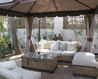 Hotel Palau Verd Adults Only - Denia - Innenhof