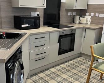 Buckie Haven 3 Bed Contractors Business Travellers - Buckie - Cocina