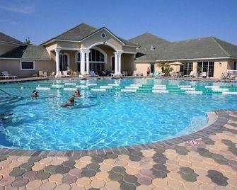 Queen Dabney Lifestyle Villa - Leesburg - Zwembad