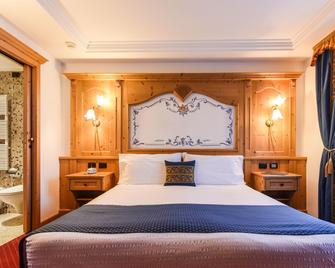 Hotel Antares - Selva di Val Gardena - Phòng ngủ