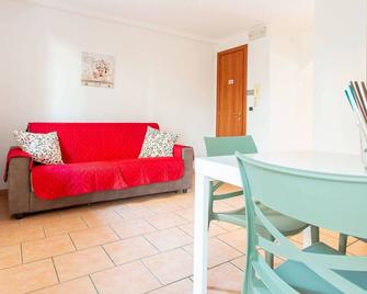 Villa Vespucci - Pet Friendly - Montesilvano - Obývací pokoj