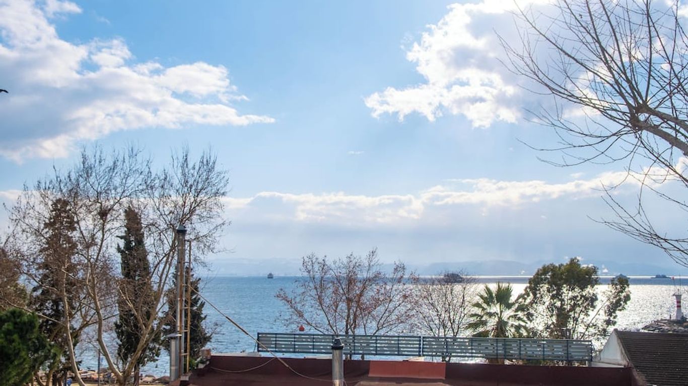 恩尼爾老城堡渡假村飯店