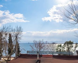 216 Castle Hotel - Gebze - Balcón