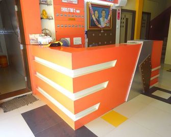 Hotel Raj Palace By Sky Stays - Dwārka - Recepción