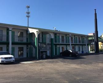 Travel Inn - Lebanon - Gebäude