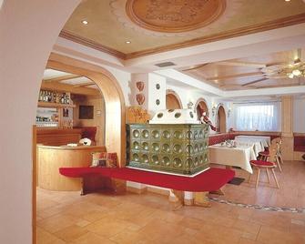 Hotel Zirmes - Moena - Ρεσεψιόν
