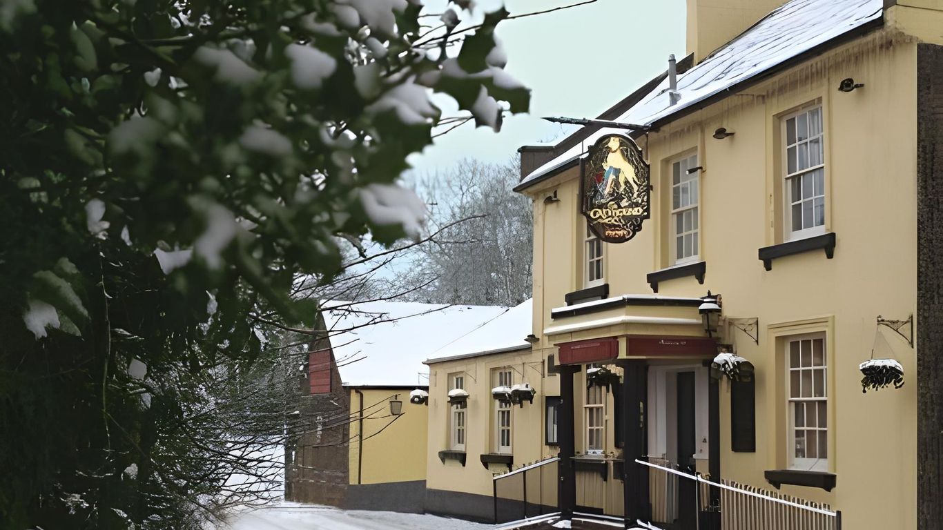 The Greyhound Wigginton