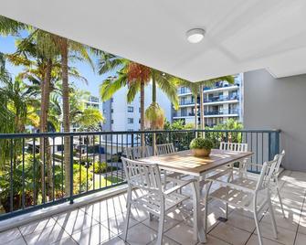 Seaforth Resort Holiday Apartments - Alexandra Headland - Balkon