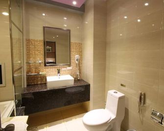R7 Hotel - Kaohsiung