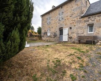 Gîtes de france 11 personnes au teil - Albaret-Sainte-Marie