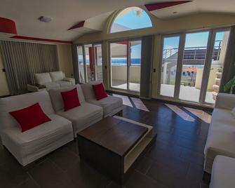 Casa Margarita Hotel And Paradise - Las Lisas - Sala de estar