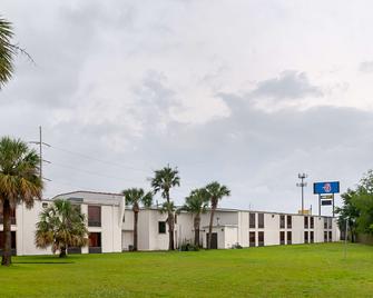 Motel 6 New Orleans - Near Downtown - New Orleans