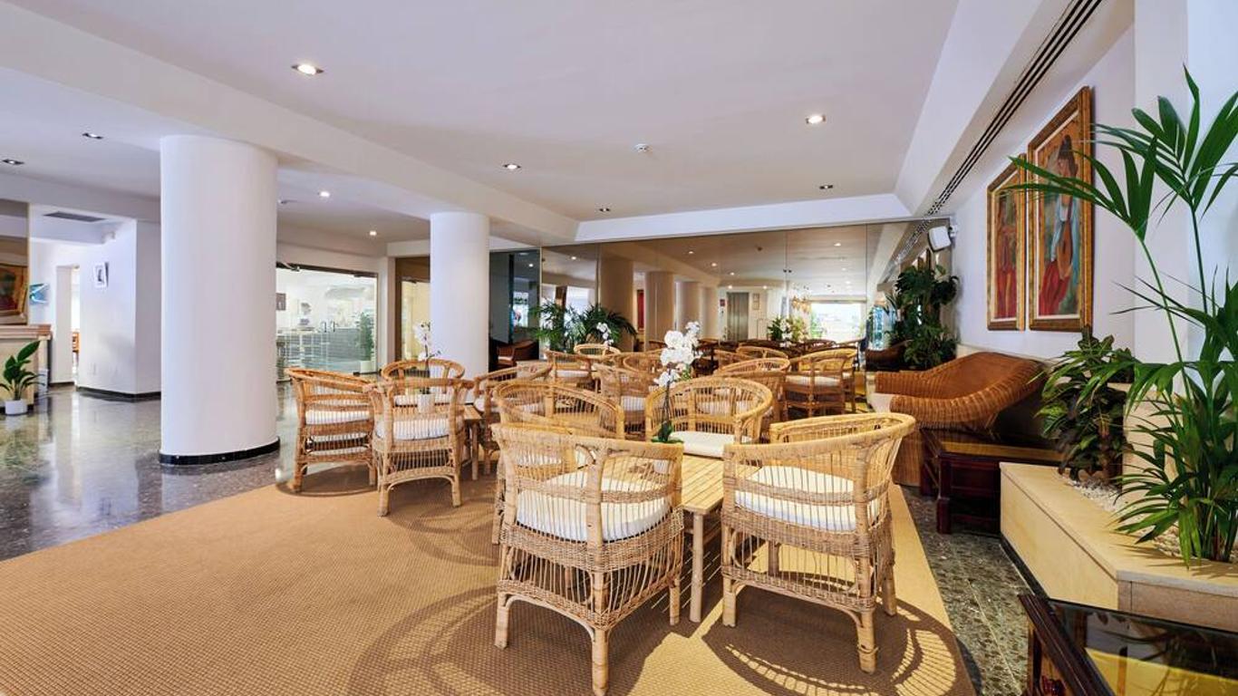 Roc Oberoy - Adults Only