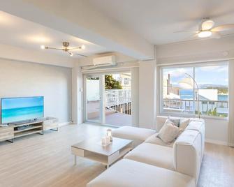 Shirahama White Beach House - Shirahama - Sala de estar