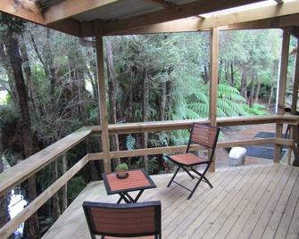 The Crays Accommodation - Strahan - Balkon