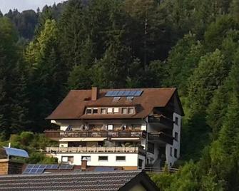 Pension Schwarzwaldblick - Hornberg - Gebäude