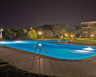 Saint Nicholas Hotel - Gouvia - Zwembad