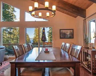 Mckinneycabin Lakeview 3min Homewood W/D Fireplace - Homewood - Comedor
