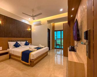 Hotel Coastal Palace - Malpe - Bedroom