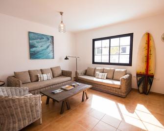 Surfers Retreat - Corralejo - Sala de estar