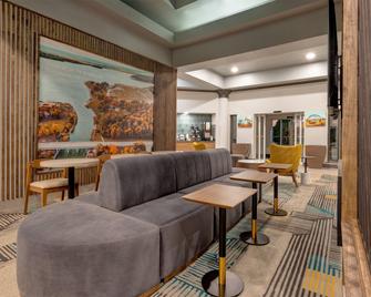 La Quinta Inn & Suites by Wyndham Sherman - Sherman - Lounge