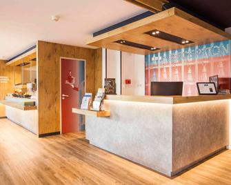 ibis budget Montpellier Centre Millénaire - Montpellier - Front desk