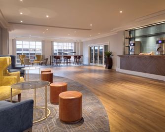 DoubleTree by Hilton Stoke on Trent - Stoke-on-Trent - לובי
