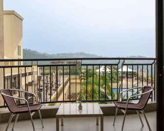 Mantis Kivu Marina Bay Hotel - Cyangugu - Balcón
