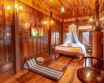 Athithara Homestay - Ayutthaya - Schlafzimmer