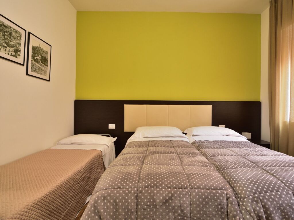 Donna Eleonora Residence - מאטרה - חדר שינה