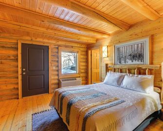 Jackson Condo with Fireplace Less Than Half Mi to Snow King! - Jackson