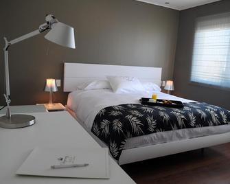 Regency Golf - Hotel Urbano - Montevideo - Bedroom