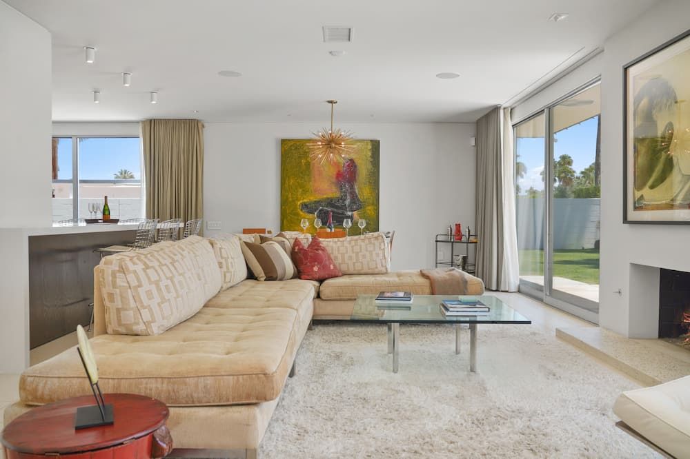 Mid Century Luxury in the heart of the movie colony. Walk to downtown - Palm Springs - Sala de estar