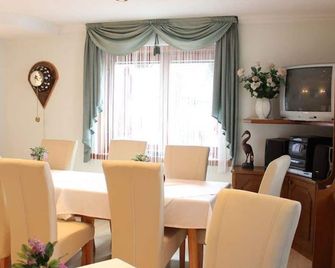 Appartement/fewo, Dusche, WC, 2 Schlafräume - Gästehaus Duregger - Faak am See - Dining room