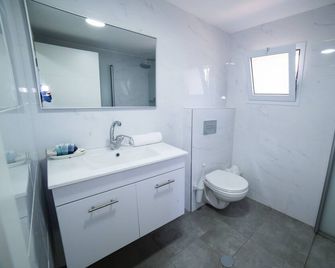 Agamim Hotel - Ashkelon - Bad