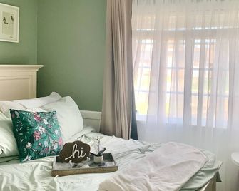 Renovated home cozy room close to many attractions, Golden One Stadium - Sacramento - Quarto