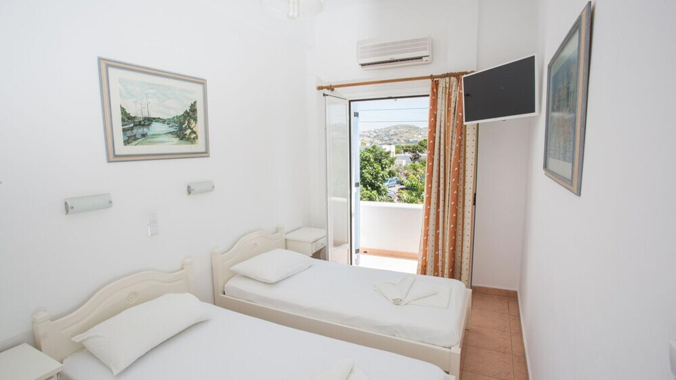 Louiza Hotel