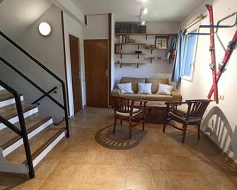 Apartament a La Molina, grans vistes, llar de foc - Alp - Obývací pokoj