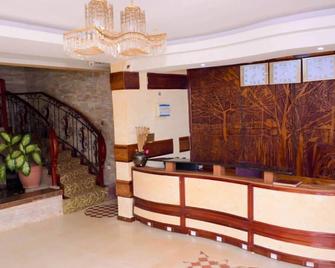 Ropani Hotel - Kajjansi - Recepción