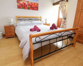 Ingleborough Barn - High Bentham