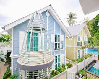 Royale Chenang Resort - Pantai Cenang - Building