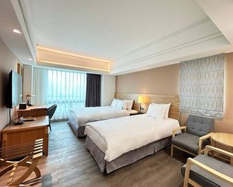 Azure Hotel - Hualien City - Schlafzimmer