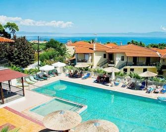 Medusa Hotel - Kriopigi - Pool