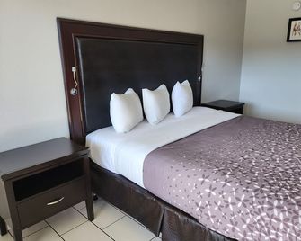 Pacific Inn - Crescent City - Schlafzimmer