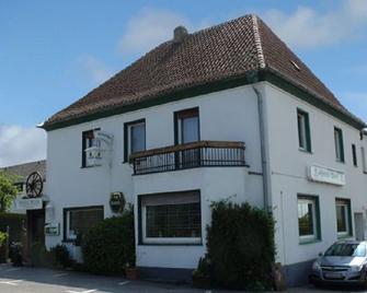 Gasthof Wulf - Ense - Gebäude