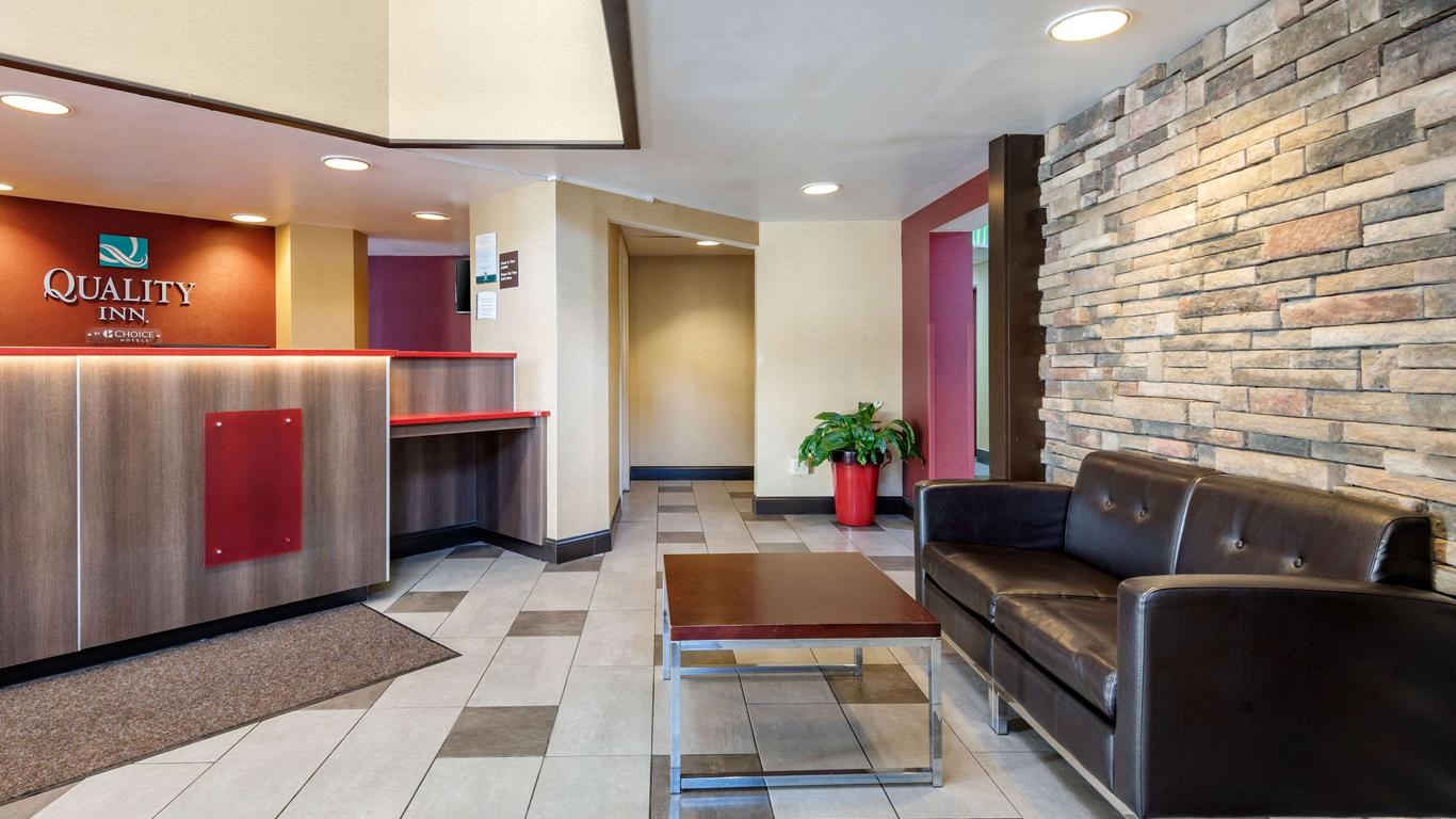 Quality Inn Falconer - Jamestown