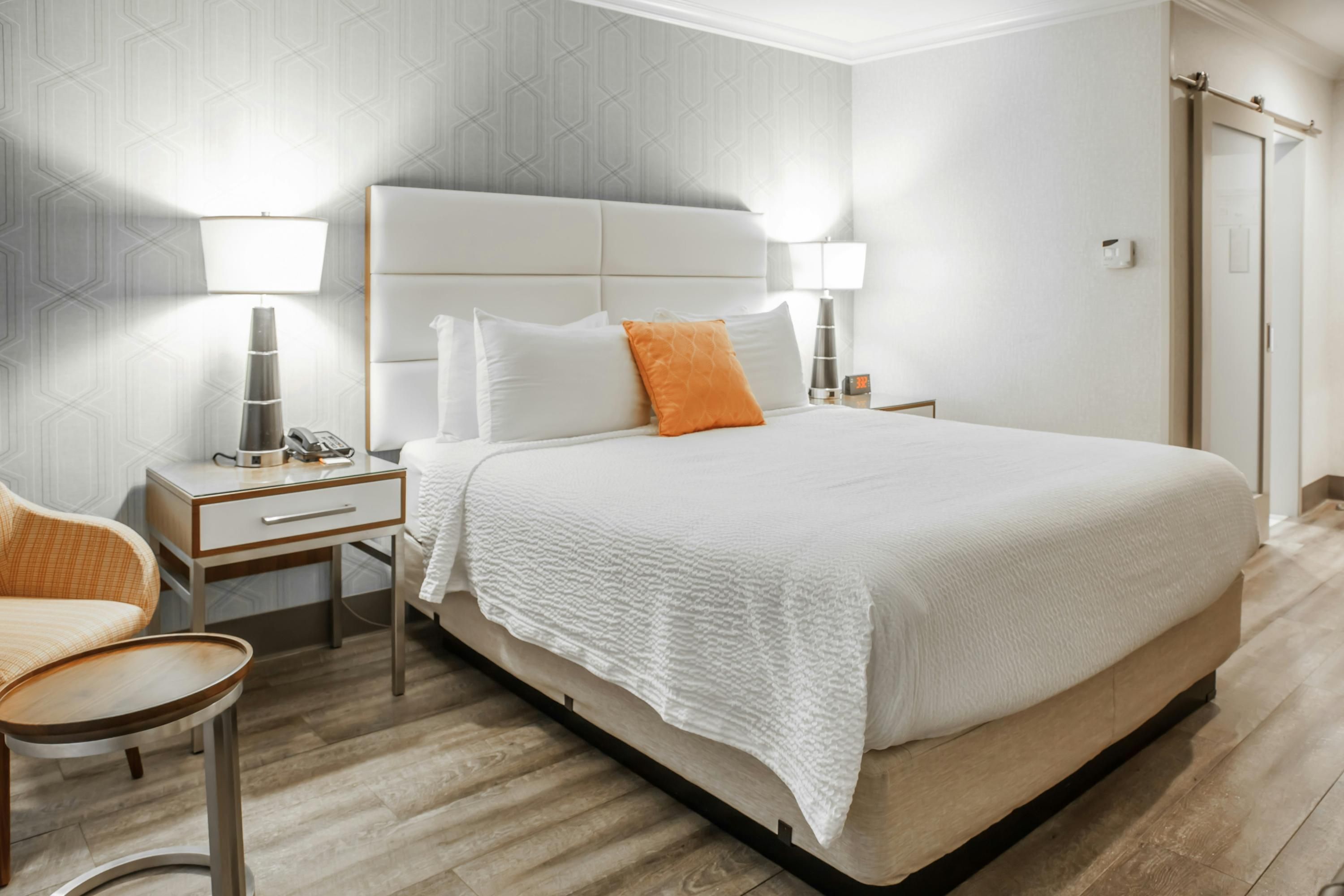 Pasadena Rose & Crown Hotel - פסדנה - חדר שינה