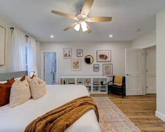 Sleek Escape: Modern 3 BR- 4 Min from West Point ! - Highland Falls - Habitación